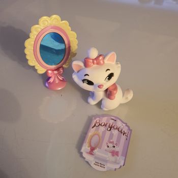 Figurine Fluffy Cat 2