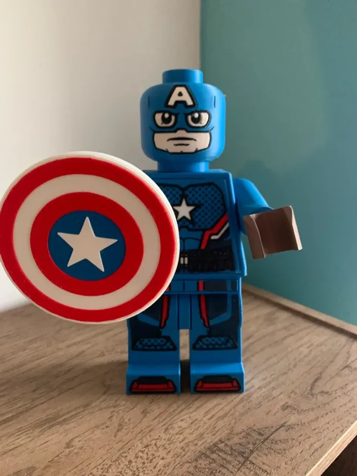 Lego captain américa XL 20cm