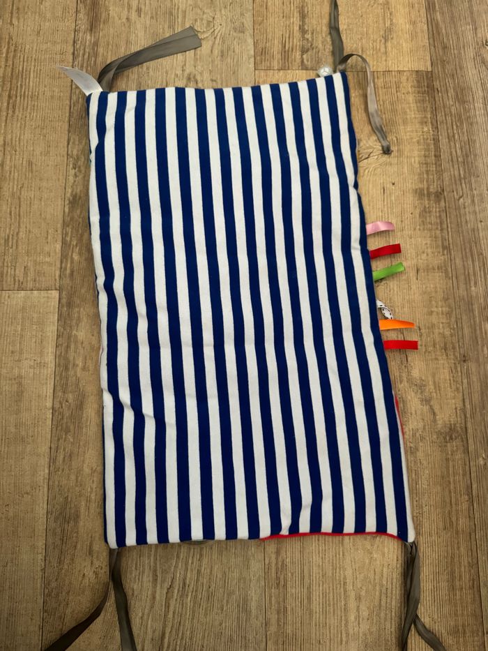 Tableau d’activité bébé - photo numéro 3