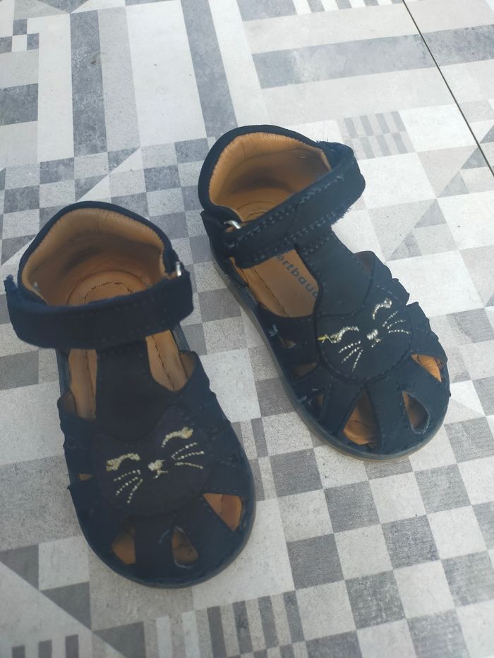 Sandalettes cuir taille 20 - photo numéro 2