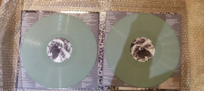 Vinyle Taylor Swift - Folklore (Édition Limitée "Stolen Lullabies" - Vert Sauge) - photo numéro 7