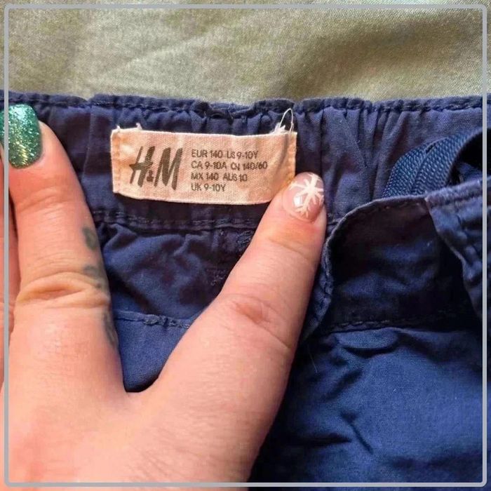 Short 9-10ans marque H&M - photo numéro 2