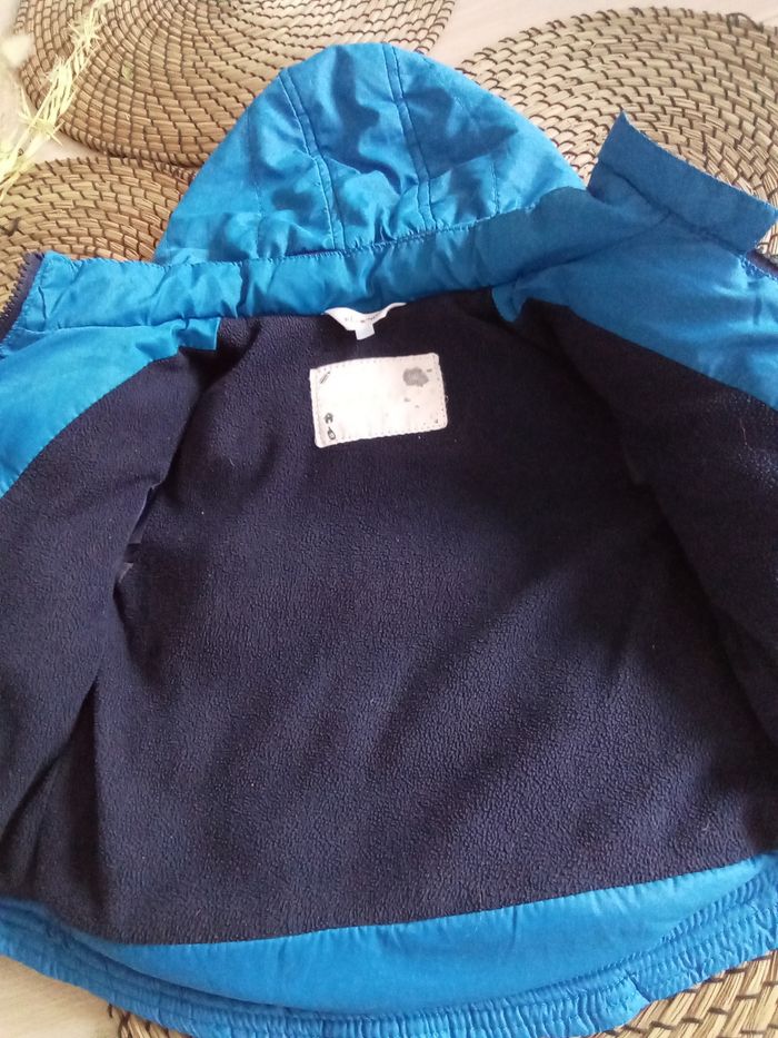 Doudoune bleue avec capuche Kidkanai taille 18 mois - photo numéro 5