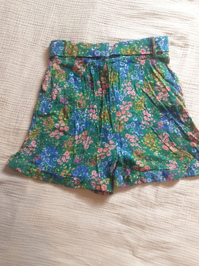 Joli short Avec sa ceinture - photo numéro 5