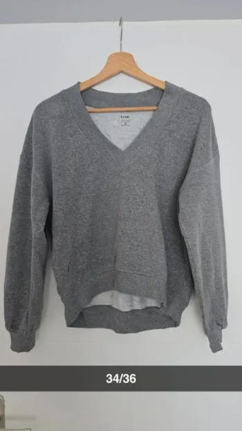 Sweat gris