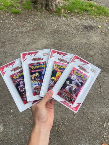 Art set blister plastique rivalité destiné ev10 Pokémon scellé