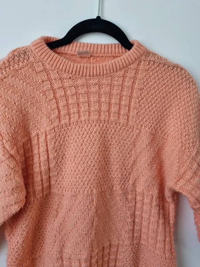 Pull over tricoté rose saumon vintage - photo numéro 13