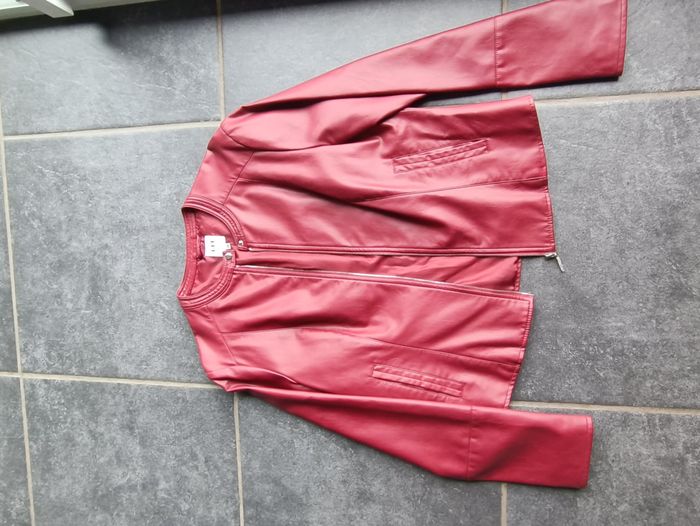 Veste couleur bordeau femme
