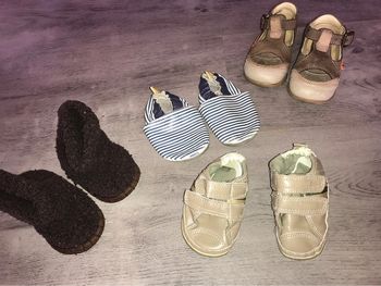 Lot chaussures bébé