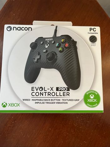 Manette évolue x pro controller nacon xbox neuf scellé