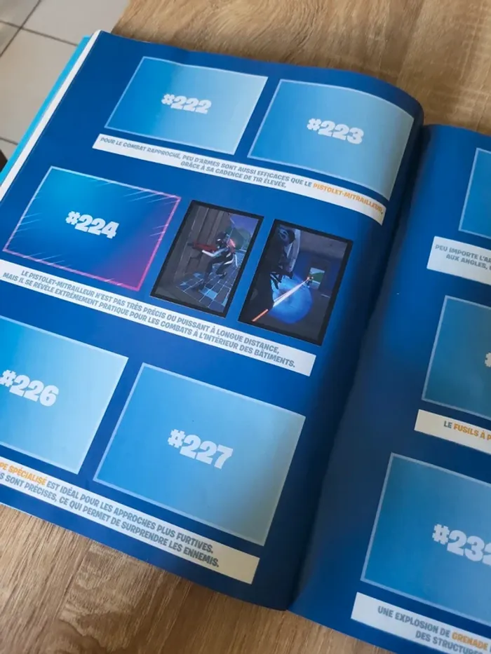 Album Panini Fortnite - photo numéro 13