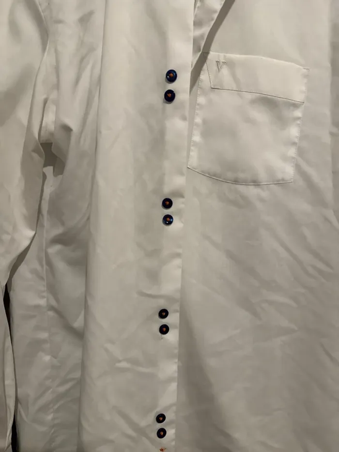 chemise blanche - photo numéro 2