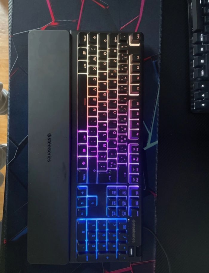 Clavier steelseries apex 3