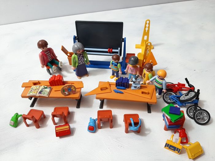 l'école/ la salle de classe playmobil