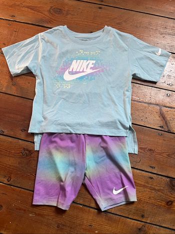 Ensemble Nike