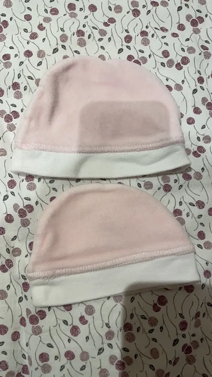 Lot de 2 bonnets Trois kilos sept 0/1 et 3/6 mois - photo numéro 2