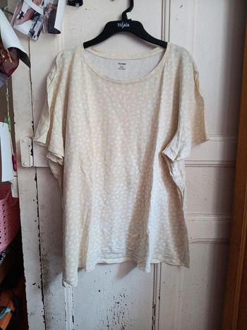 Tee-shirt  jaune clair t.50 52 kiabi pas vinted go
