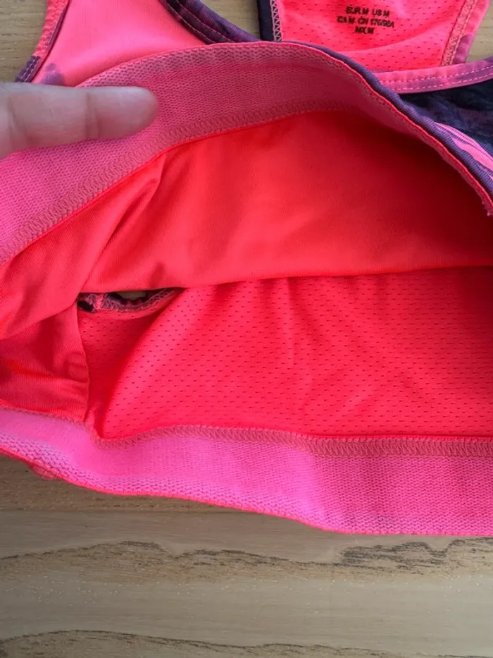 Brassière de sport taille M - photo numéro 5