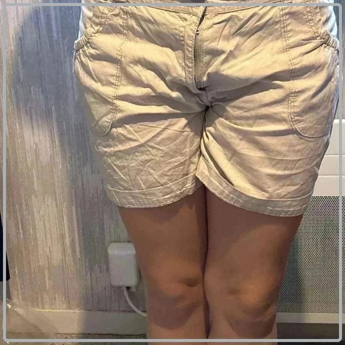 Tres  jolie short  taille 40 - photo numéro 2