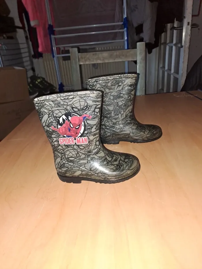 Botte de pluie taille 27 garçon - photo numéro 2
