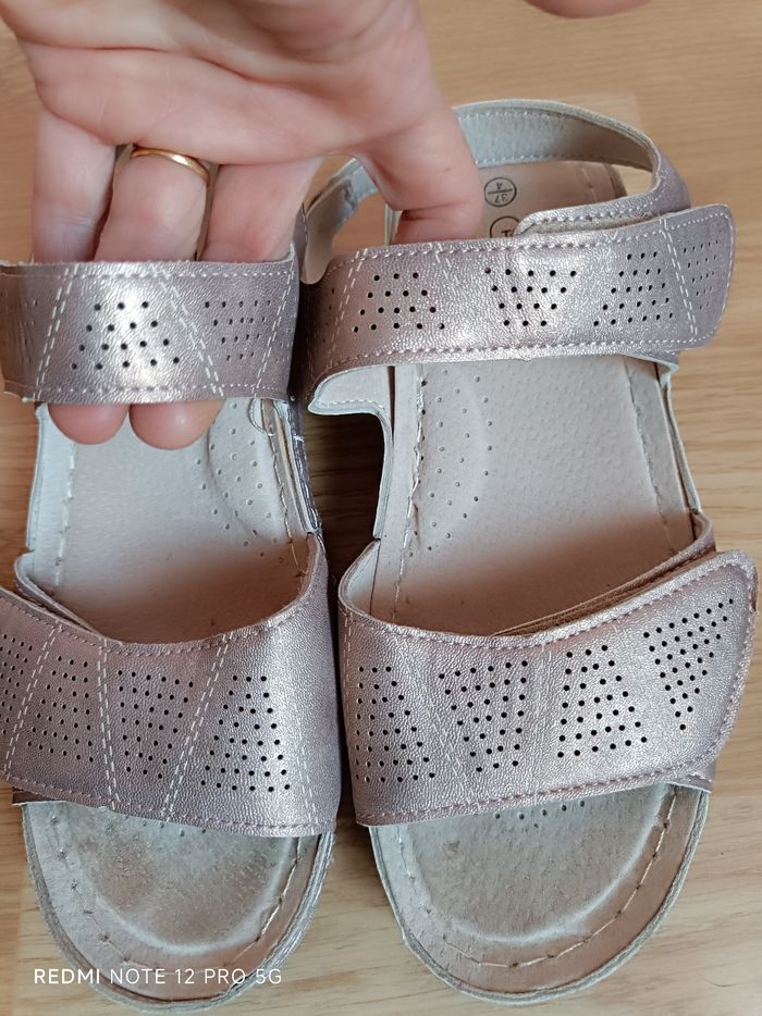 Nu-pieds rose argenté cuir " Damart " piedical p.37 - photo numéro 3