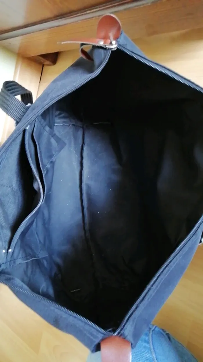 Sac noir - photo numéro 2