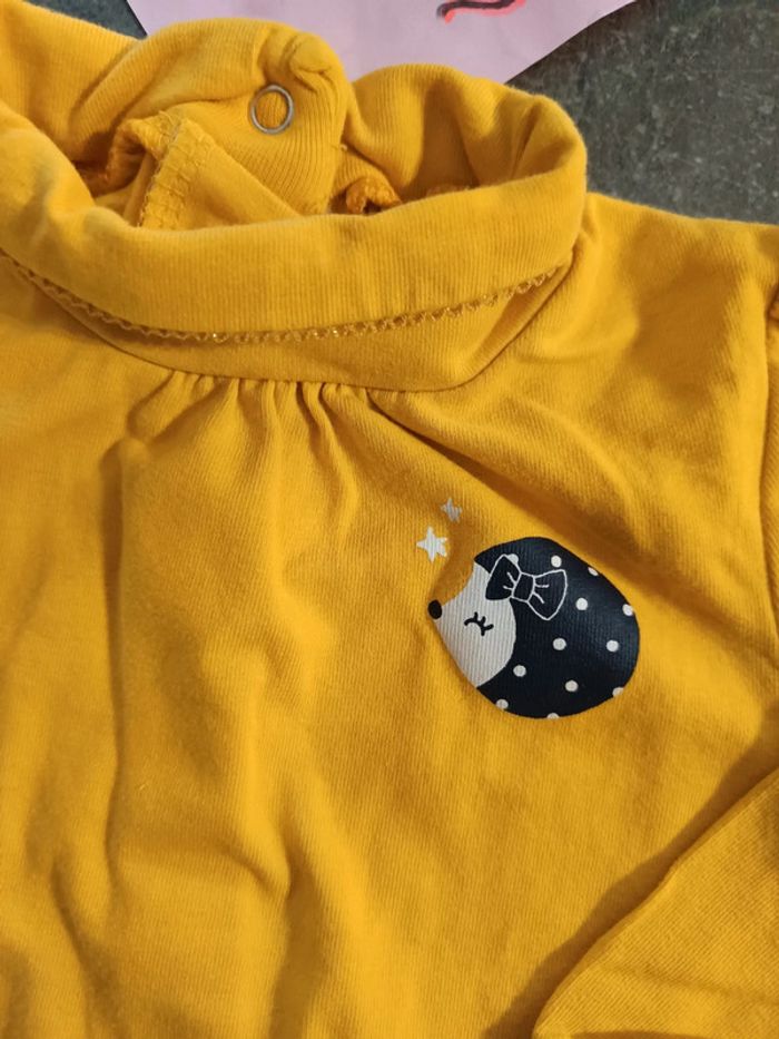 T-shirt jaune hérisson 6 mois - photo numéro 2