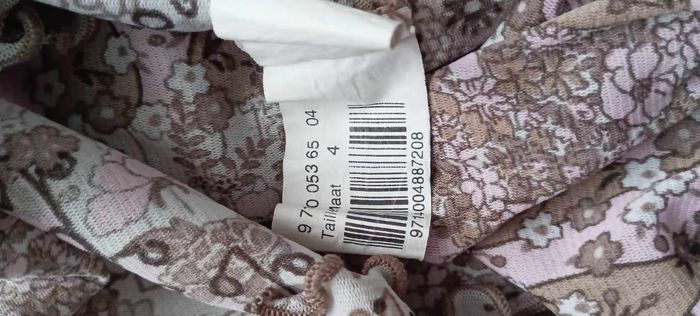 T-shirt fleuri rose/beige manches courtes avec dentelles col V marque Armand Thiery Taille 4 - photo numéro 10