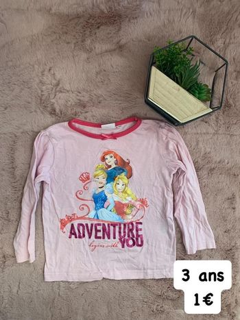 T-shirt 🎀 3 ans