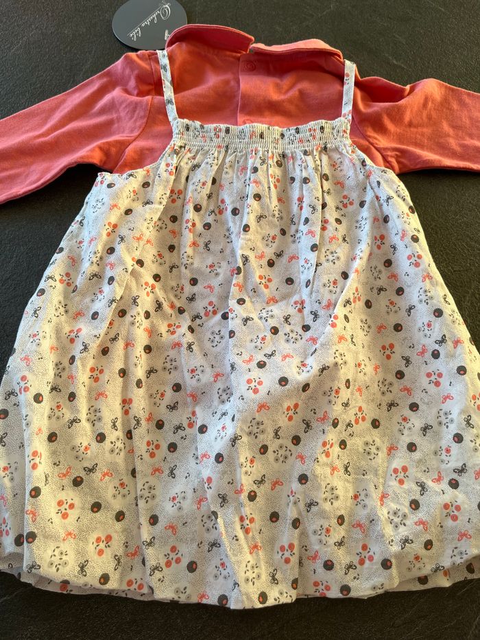 Robe et tee-shirt - photo numéro 8