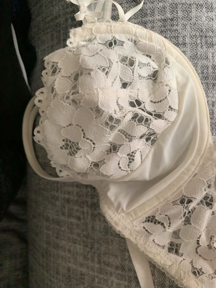 Soutien gorge - photo numéro 5