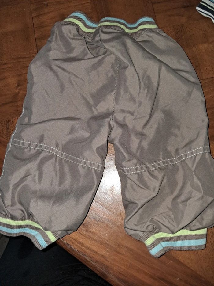 Pantalon 6 mois - photo numéro 2