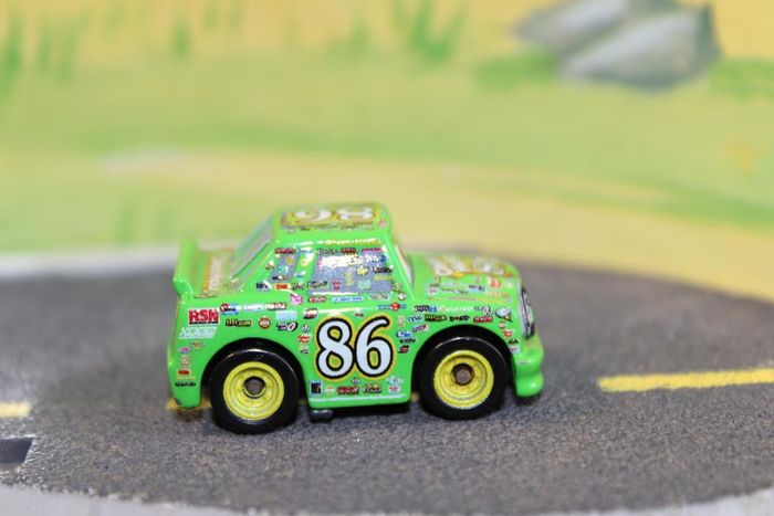 Disney Pixar cars mini racer Chick Hicks - photo numéro 6