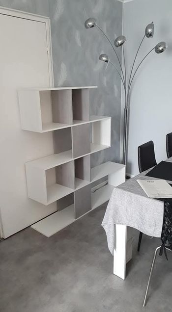 Étagère/ bibliothèque