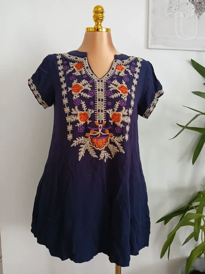 Chemisier/Tunique brodé Taille M🌿💝 - photo numéro 6