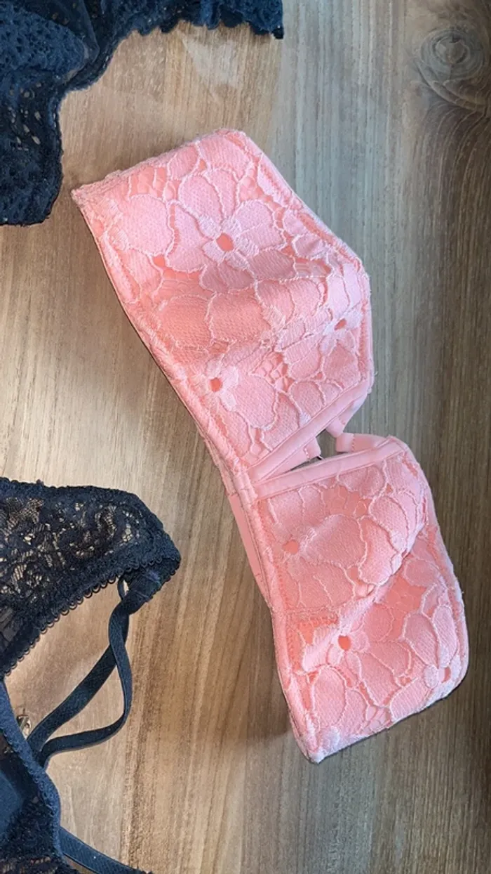Lot de 4 sous vêtements undiz taille S et 90B - photo numéro 3