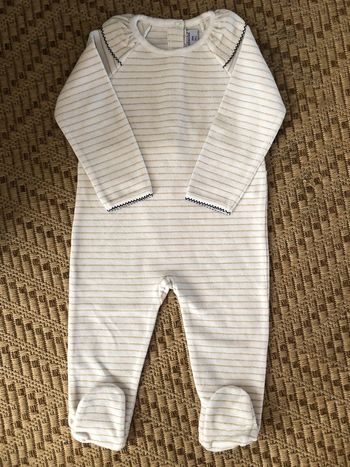 Pyjama velours taille 18 mois