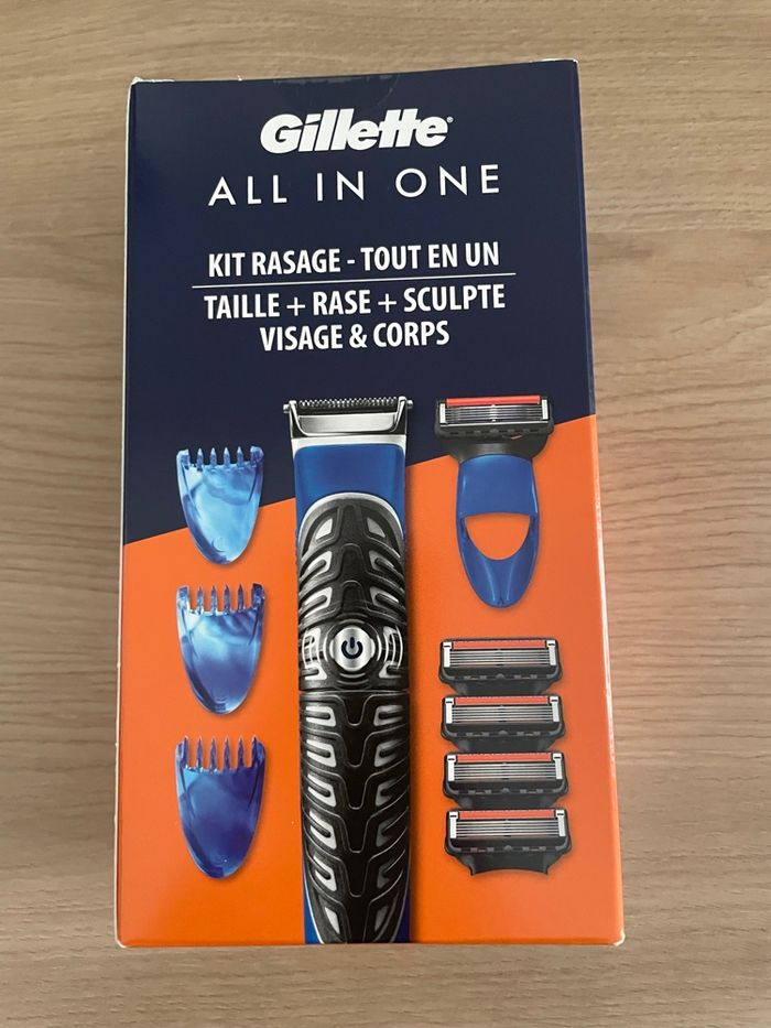 Kit rasage - Tondeuse All-in-One - Gillette