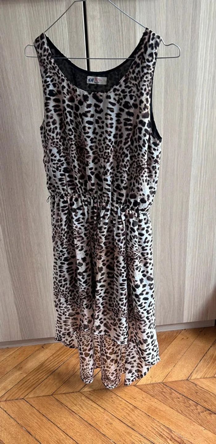Neuve: magnifique robe Léopard taille 14 ans + - photo numéro 3