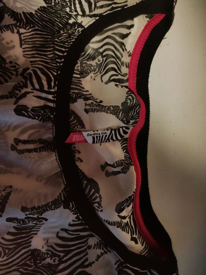 Blouse taille M bershka zèbre - photo numéro 5