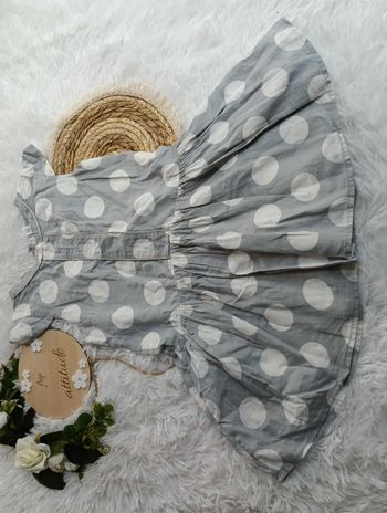 Robe okaidi comme neuve 6 ans