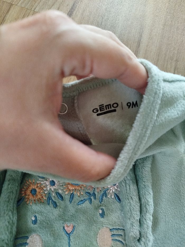 Lot nuit bébé 9 mois avec 2 pyjamas + 2 bodies bébé (Gémo) - photo numéro 7