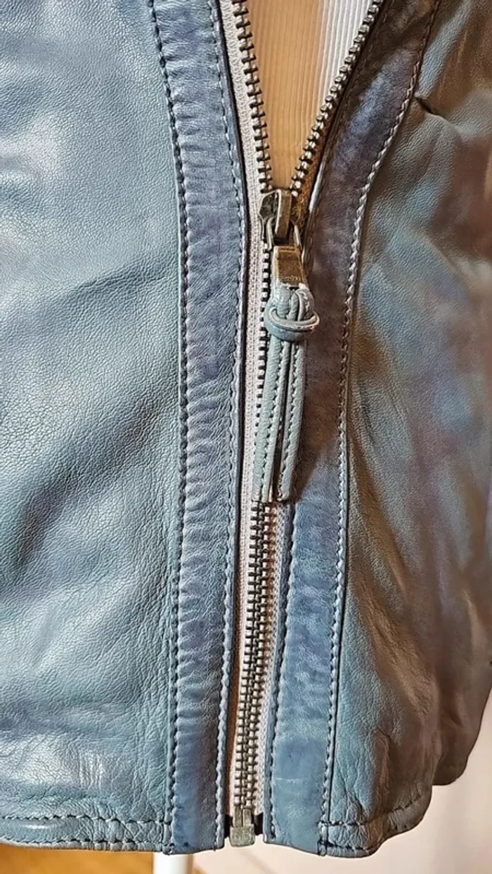 Blouson redskins en cuir gris cintré motard - photo numéro 9