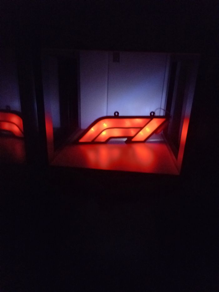 Formule 1 lumineux - photo numéro 2