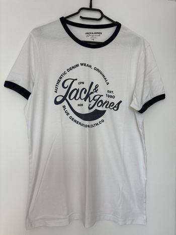 Tee-shirt