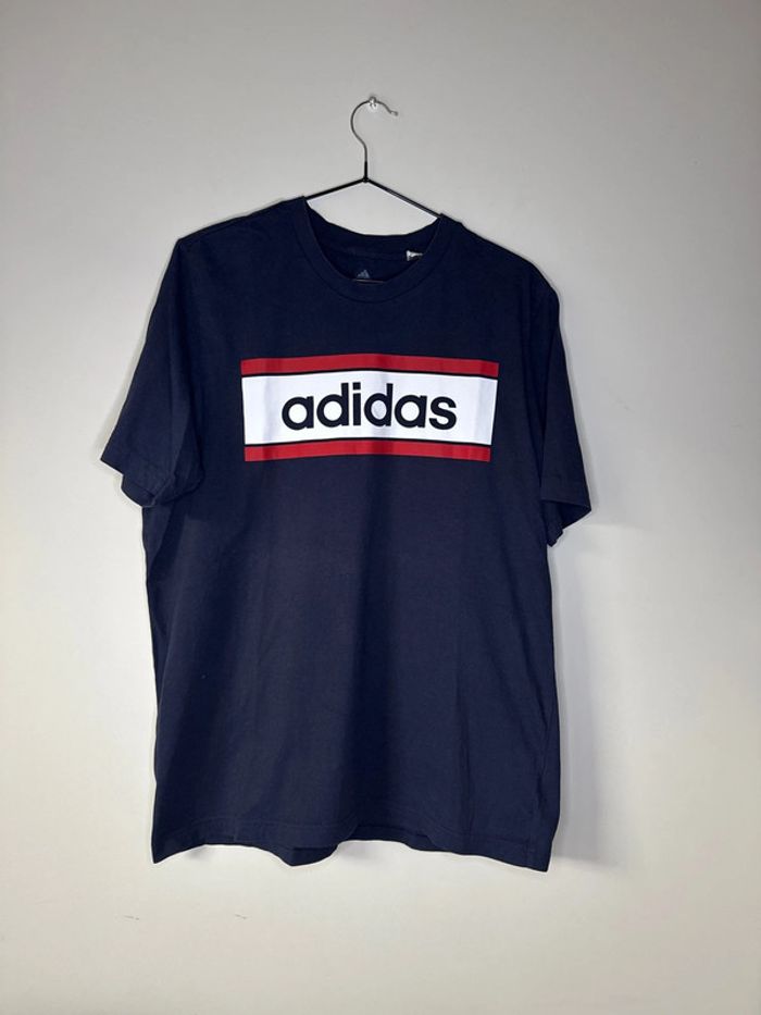 👕 TEE-shirt homme - adidas - très bon état - bleu marine- taille M