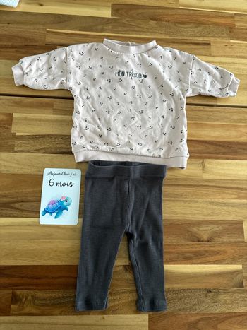 Ensemble sweat-shirt et legging