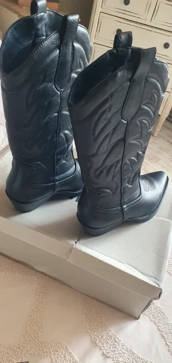 Bottes - photo numéro 3