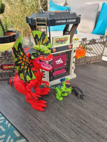 Dinosaures avec station de contrôle