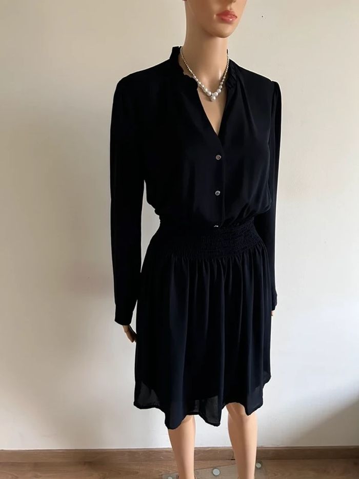 Robe bleue marine à manches longues Morgan taille 40 état satisfaisant (avec défaut) - photo numéro 2